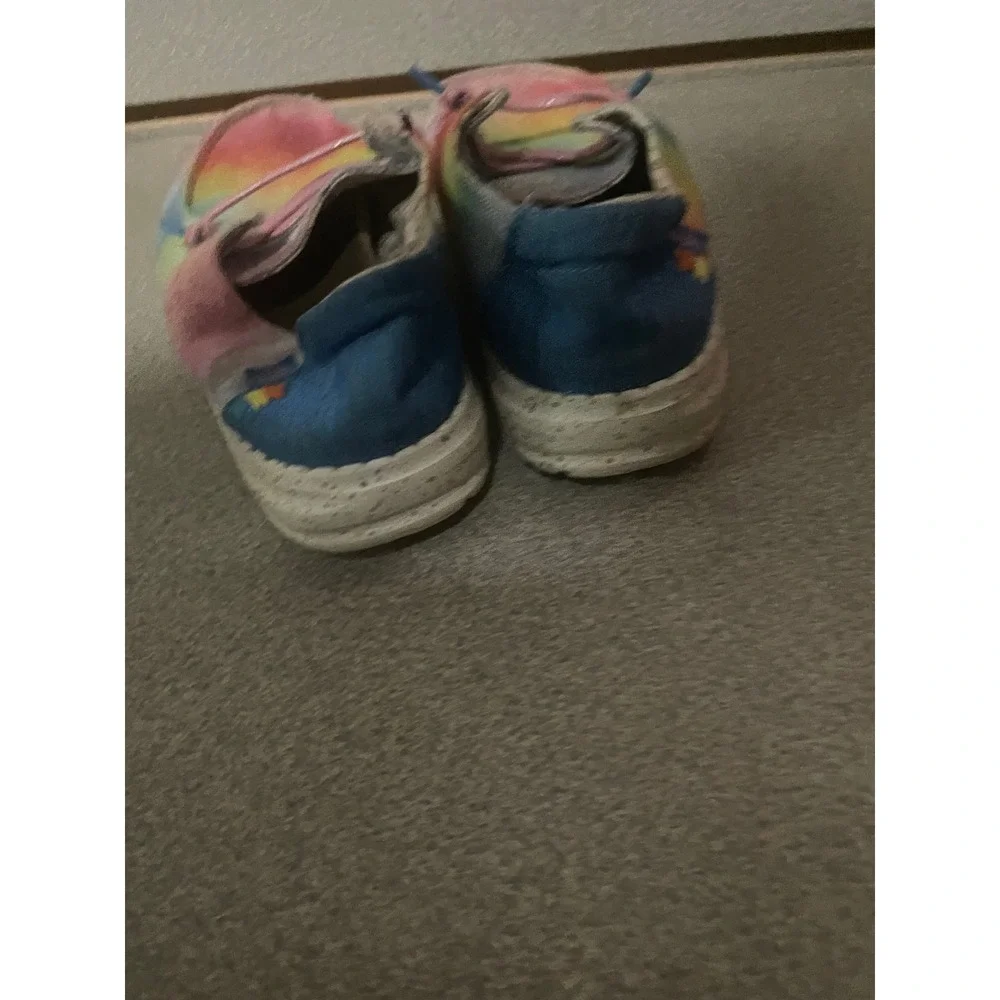 Hey Dude hey dude